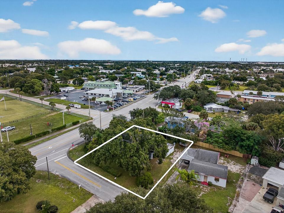 Activo con contrato: $160,000 (2 camas, 1 baños, 714 Pies cuadrados)