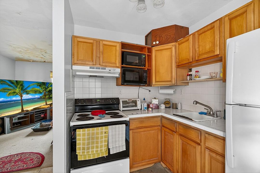 Activo con contrato: $160,000 (2 camas, 1 baños, 714 Pies cuadrados)