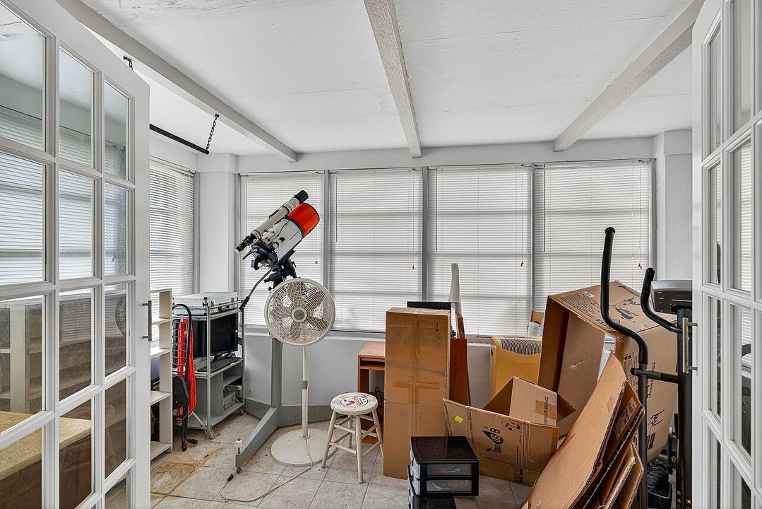 Activo con contrato: $160,000 (2 camas, 1 baños, 714 Pies cuadrados)