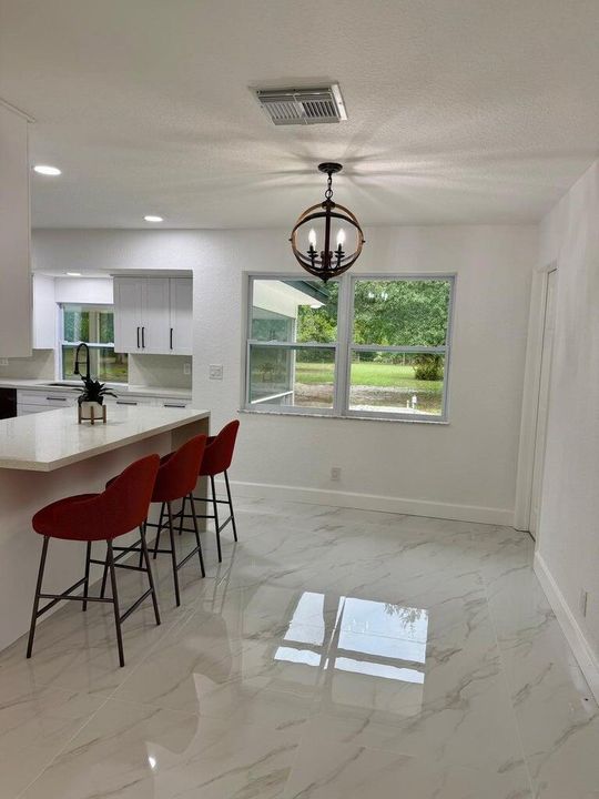 For Rent: $15,000 (3 beds, 2 baths, 1568 Square Feet)