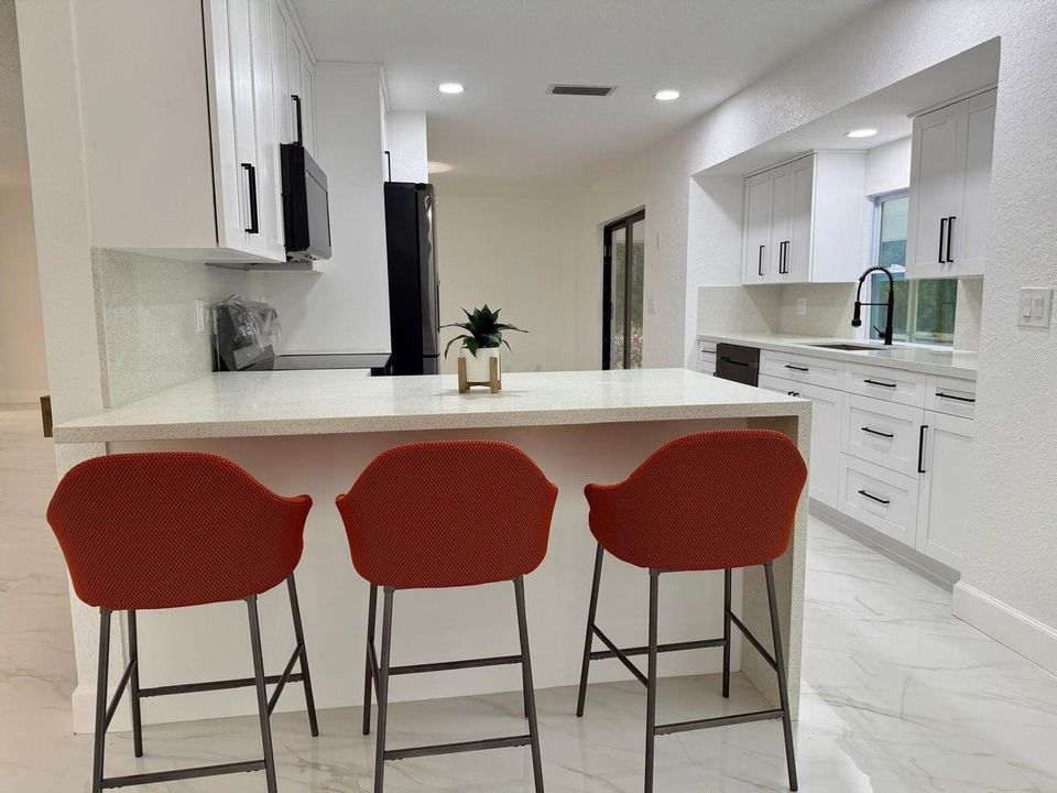 For Rent: $15,000 (3 beds, 2 baths, 1568 Square Feet)