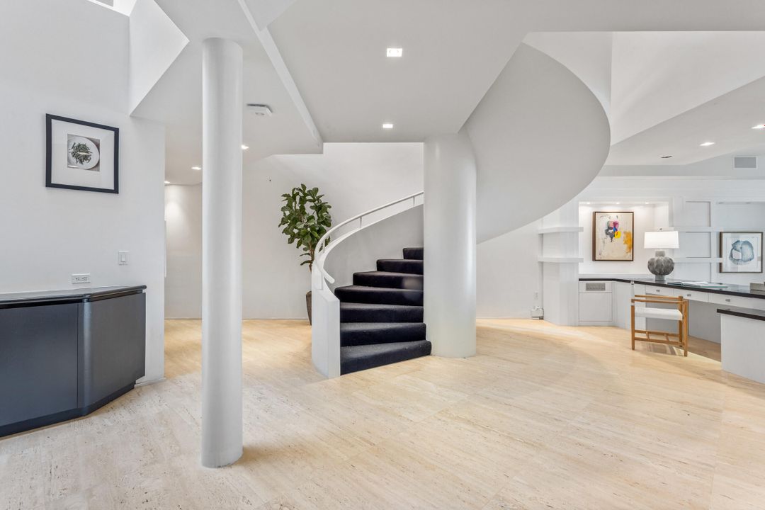 待售: $24,950,000 (5 贝兹, 5 浴室, 4455 平方英尺)