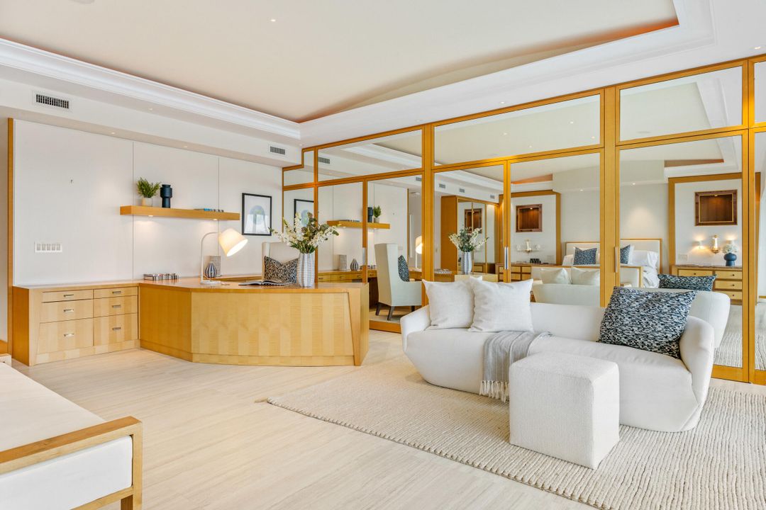 待售: $24,950,000 (5 贝兹, 5 浴室, 4455 平方英尺)