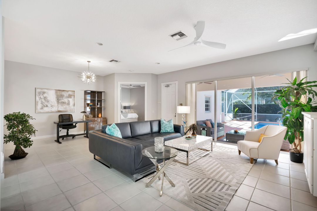 Под контрактом: $915,000 (3 спален, 2 ванн, 1741 Квадратных фут)