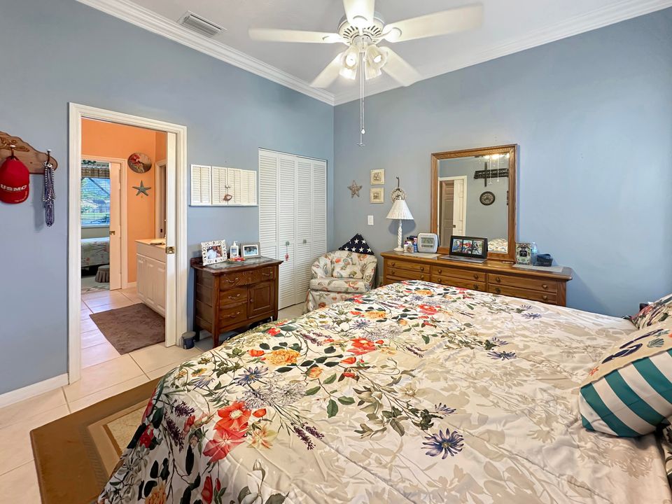 For Sale: $569,000 (3 beds, 2 baths, 2768 Square Feet)