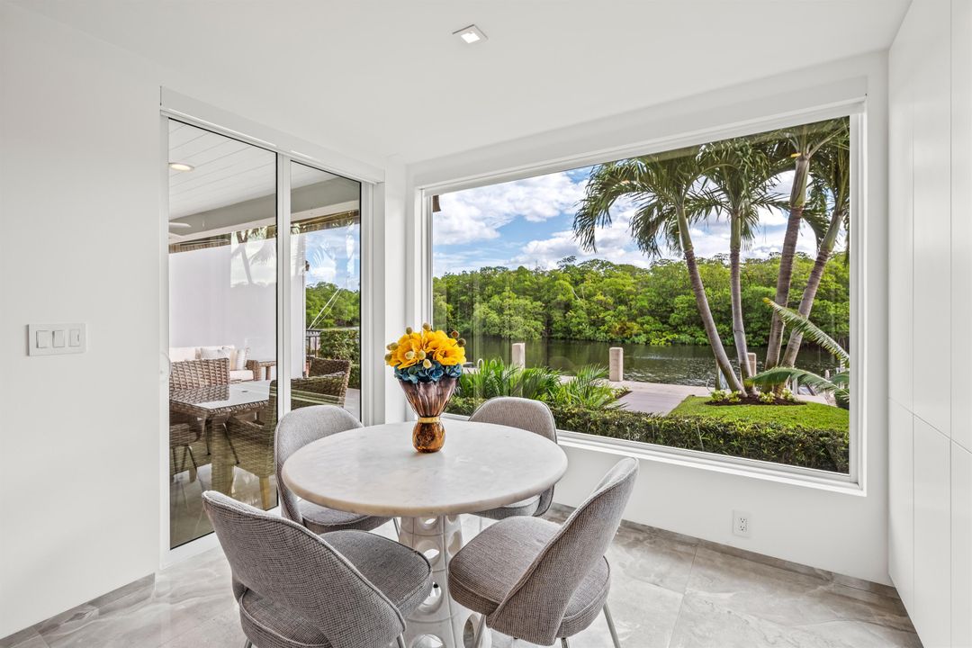 待售: $3,150,000 (4 贝兹, 4 浴室, 2955 平方英尺)