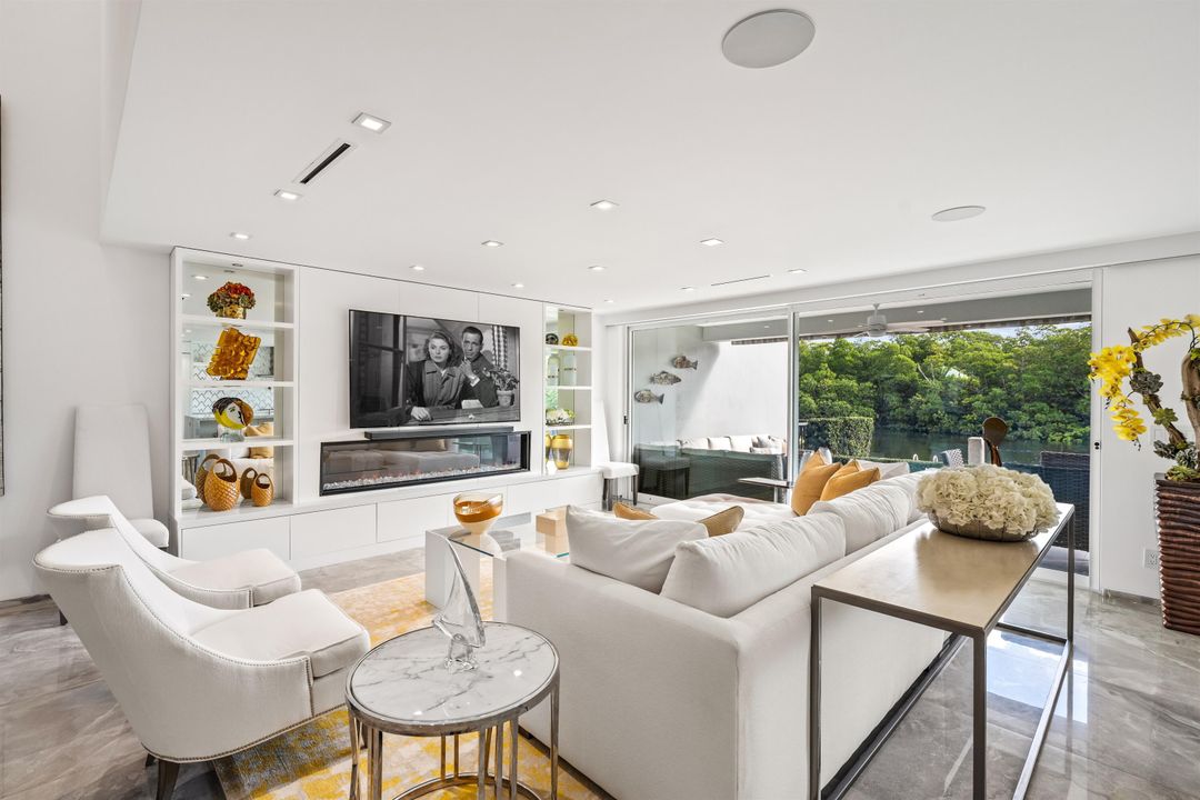 待售: $3,150,000 (4 贝兹, 4 浴室, 2955 平方英尺)