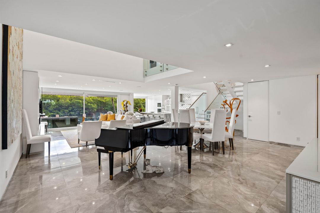 待售: $3,150,000 (4 贝兹, 4 浴室, 2955 平方英尺)