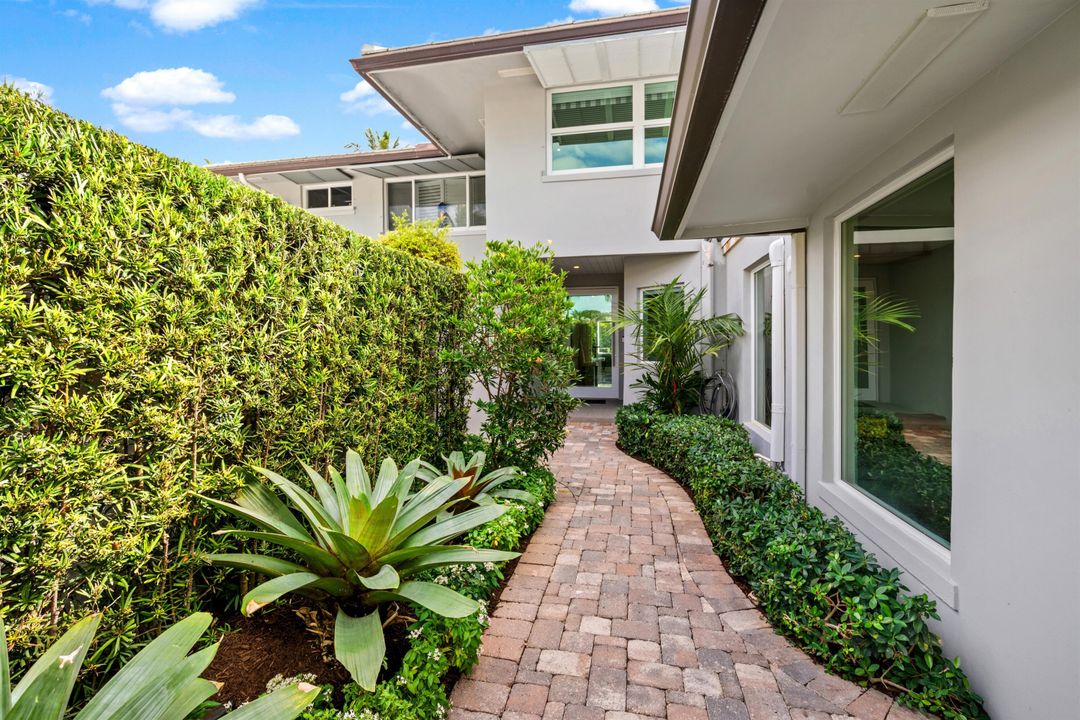 待售: $3,150,000 (4 贝兹, 4 浴室, 2955 平方英尺)