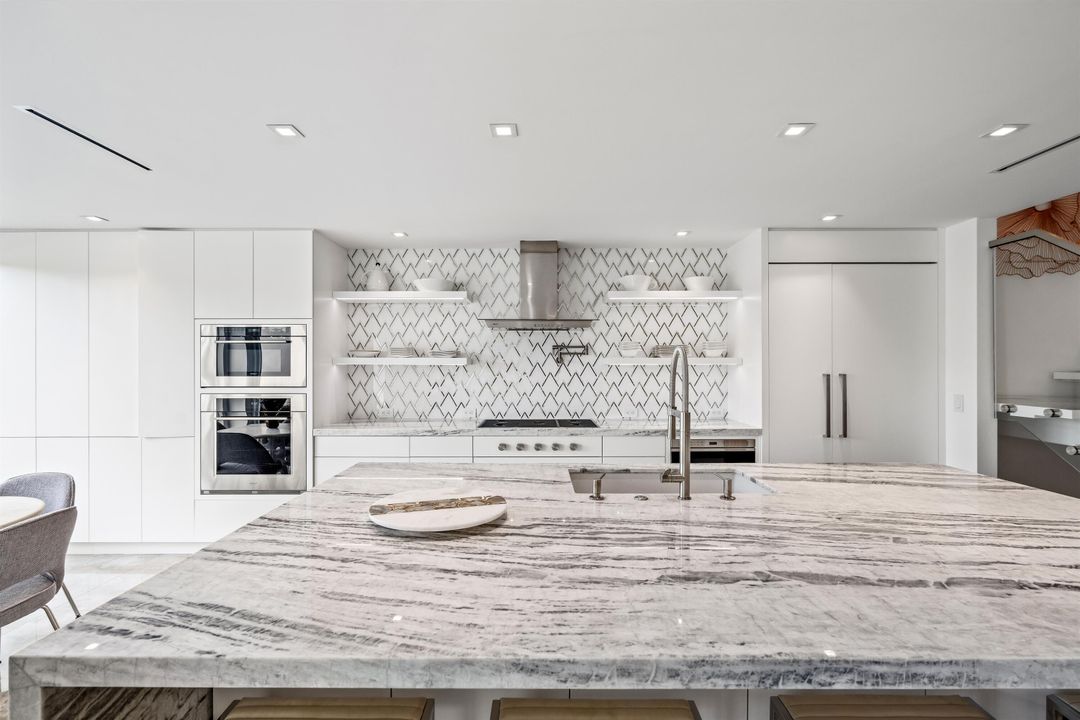 待售: $3,150,000 (4 贝兹, 4 浴室, 2955 平方英尺)