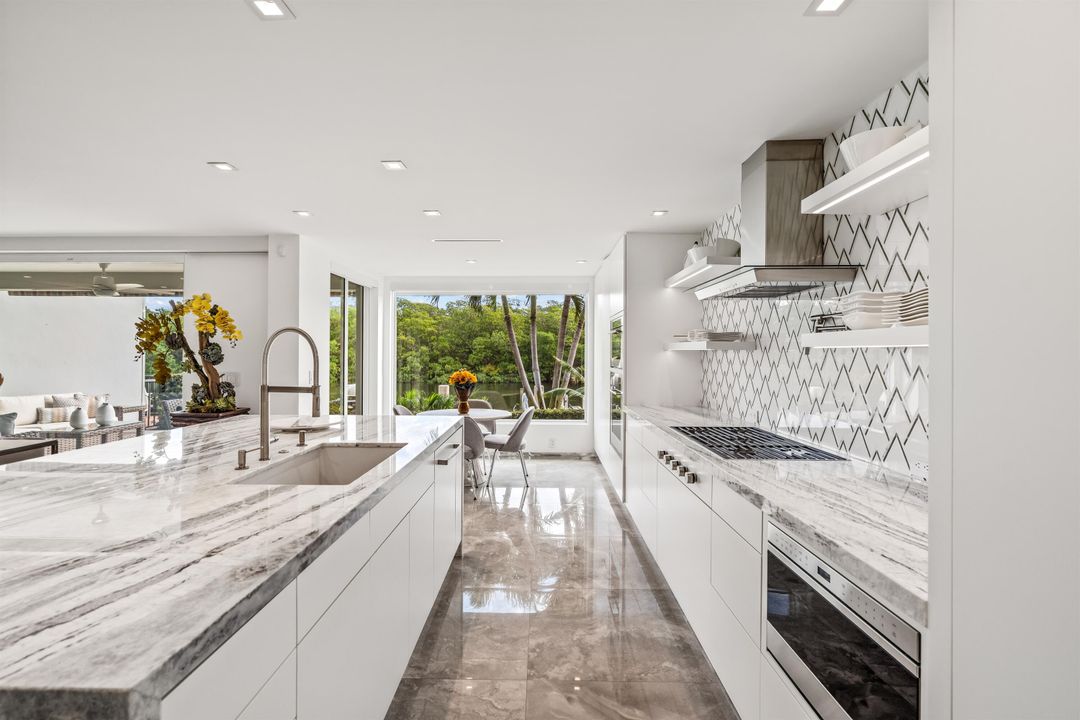 待售: $3,150,000 (4 贝兹, 4 浴室, 2955 平方英尺)