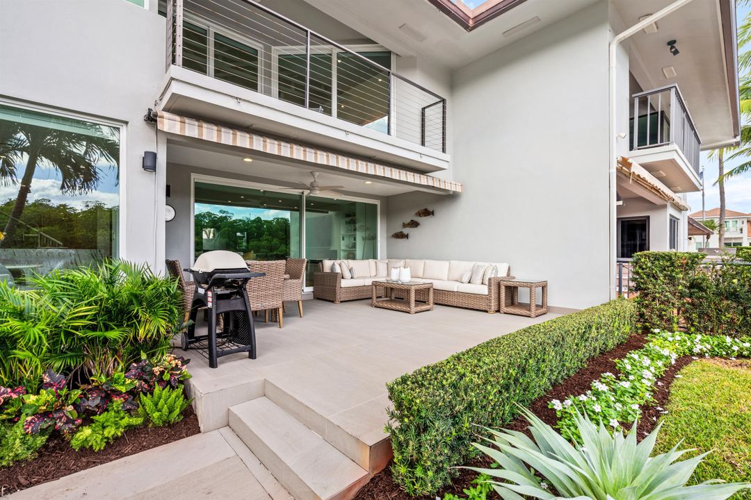 待售: $3,150,000 (4 贝兹, 4 浴室, 2955 平方英尺)