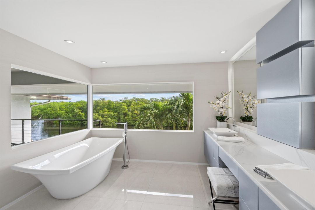 待售: $3,150,000 (4 贝兹, 4 浴室, 2955 平方英尺)