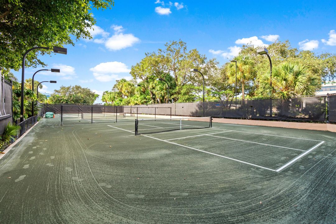 待售: $3,150,000 (4 贝兹, 4 浴室, 2955 平方英尺)