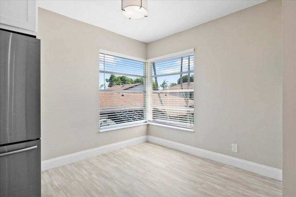 En Venta: $310,000 (2 camas, 2 baños, 1205 Pies cuadrados)