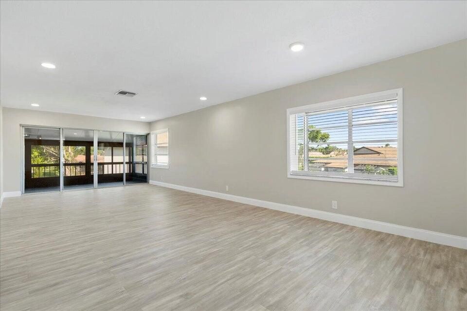 En Venta: $310,000 (2 camas, 2 baños, 1205 Pies cuadrados)