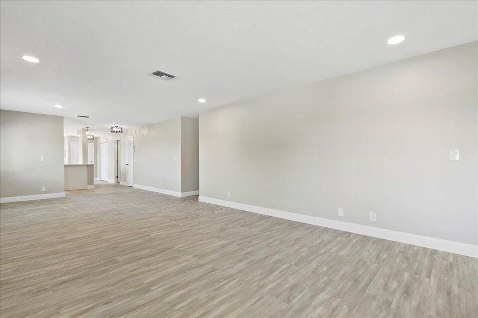 En Venta: $310,000 (2 camas, 2 baños, 1205 Pies cuadrados)