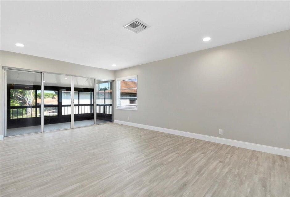 En Venta: $310,000 (2 camas, 2 baños, 1205 Pies cuadrados)