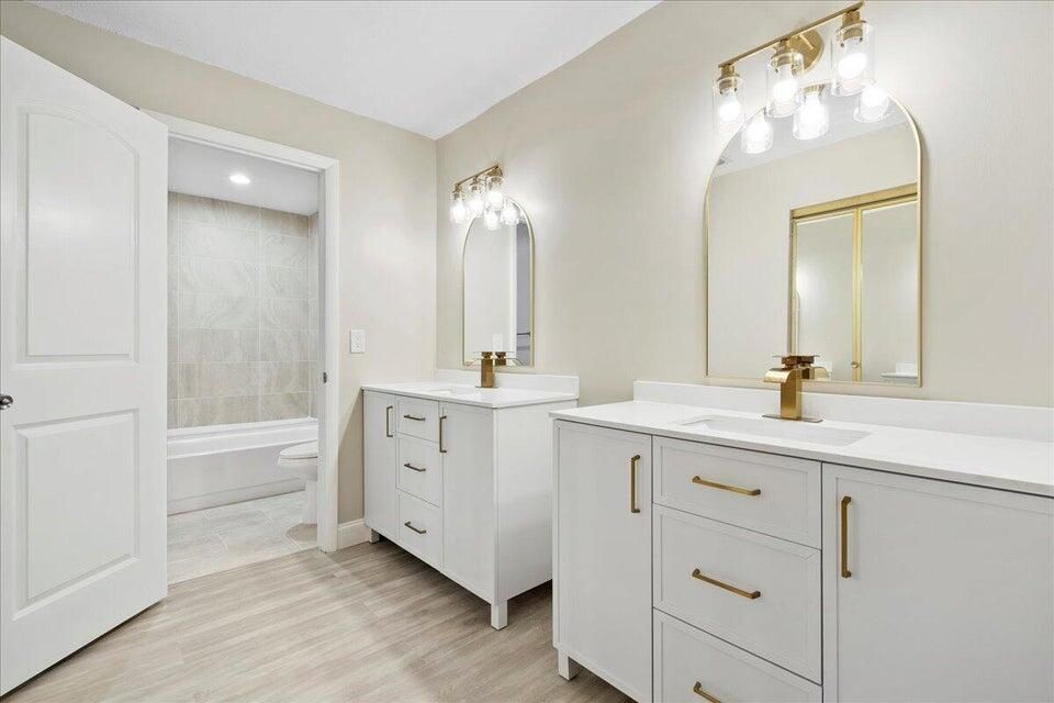 En Venta: $310,000 (2 camas, 2 baños, 1205 Pies cuadrados)