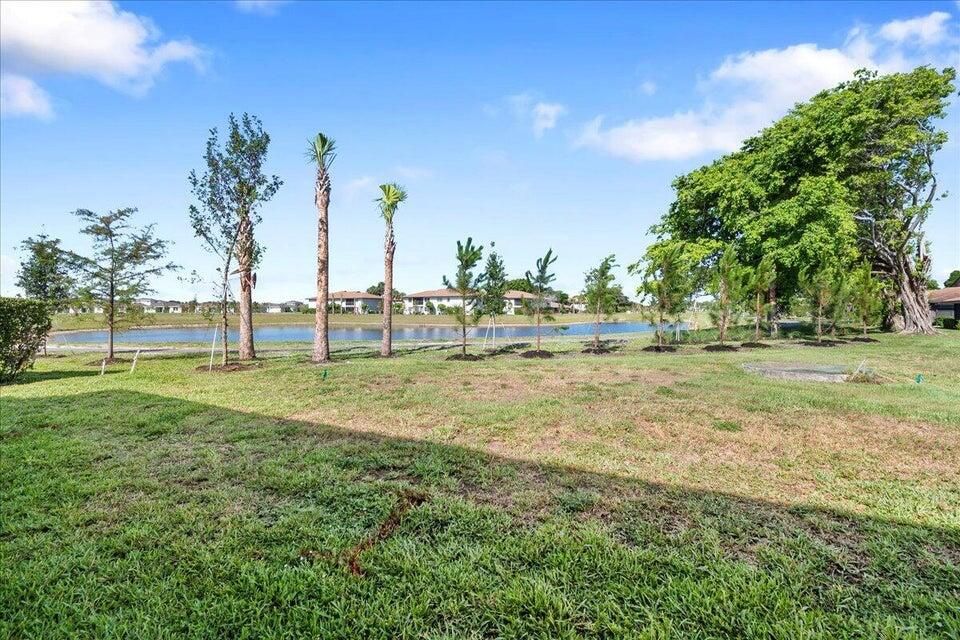 En Venta: $310,000 (2 camas, 2 baños, 1205 Pies cuadrados)