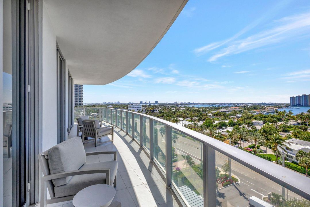 En Venta: $3,290,000 (2 camas, 2 baños, 2302 Pies cuadrados)