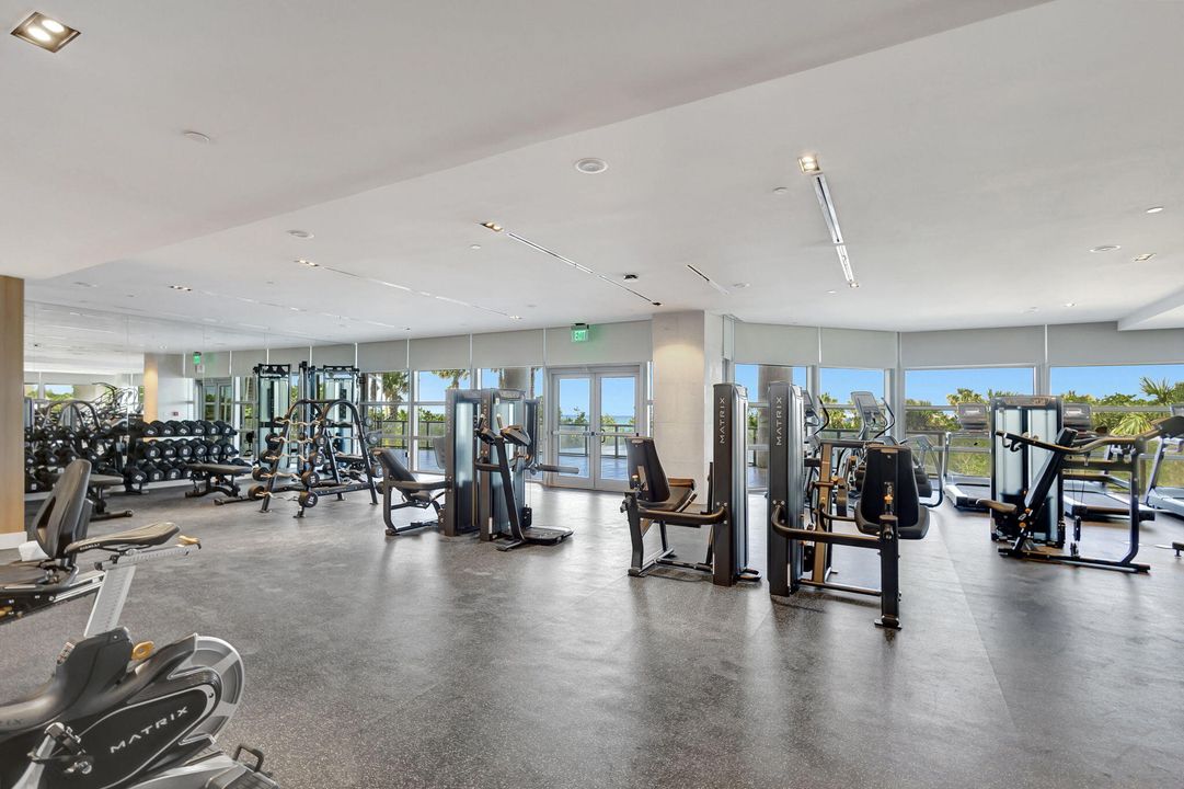 En Venta: $3,290,000 (2 camas, 2 baños, 2302 Pies cuadrados)