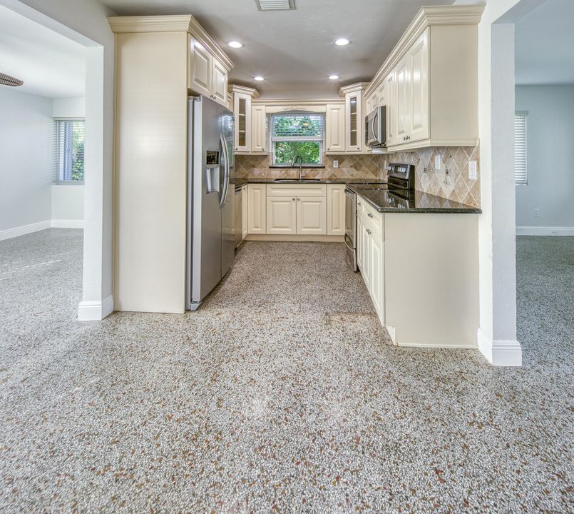 В аренду: $3,000 (2 спален, 1 ванн, 1149 Квадратных фут)