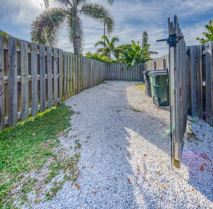 В аренду: $3,000 (2 спален, 1 ванн, 1149 Квадратных фут)