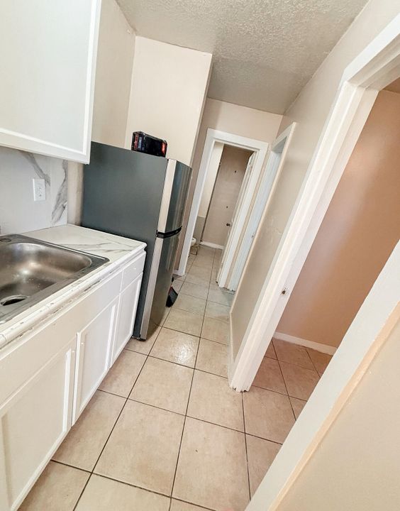 待售: $580,000 (0 贝兹, 0 浴室, 1974 平方英尺)