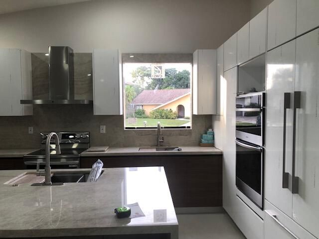 For Rent: $7,700 (3 beds, 3 baths, 3044 Square Feet)