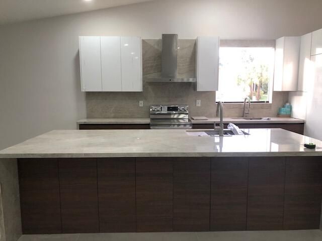 For Rent: $7,700 (3 beds, 3 baths, 3044 Square Feet)