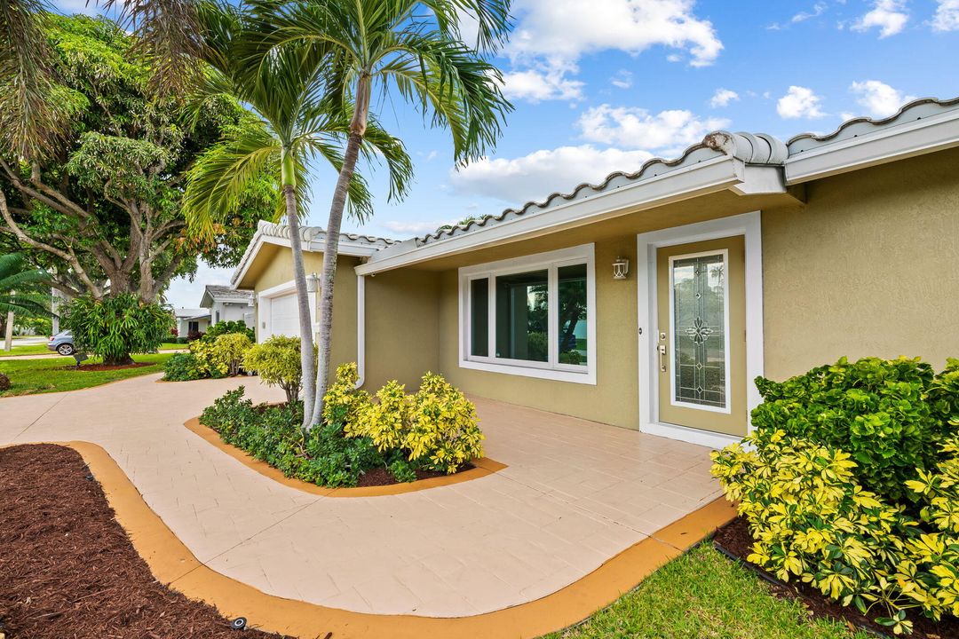 待售: $989,000 (3 贝兹, 2 浴室, 1905 平方英尺)