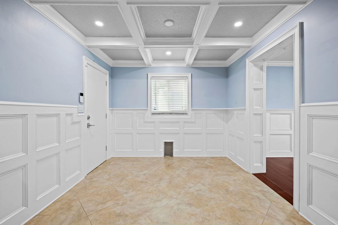 待售: $989,000 (3 贝兹, 2 浴室, 1905 平方英尺)