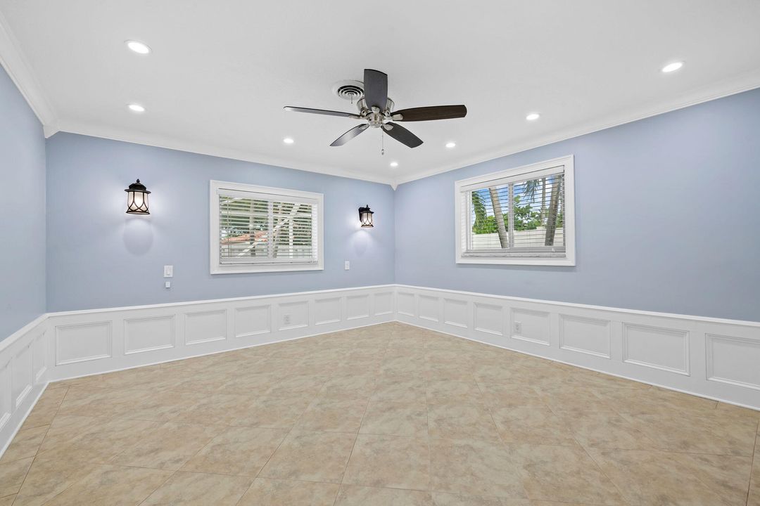 待售: $989,000 (3 贝兹, 2 浴室, 1905 平方英尺)