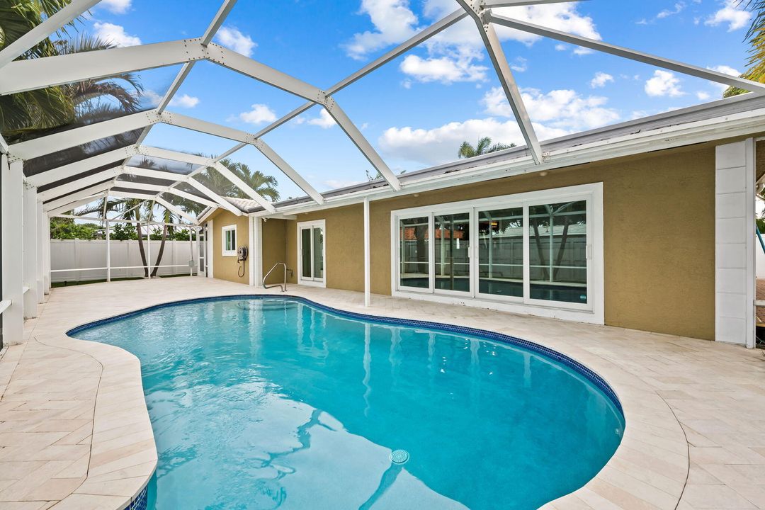 待售: $989,000 (3 贝兹, 2 浴室, 1905 平方英尺)