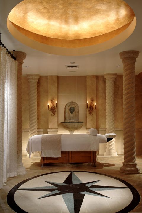 For Sale: $2,795,000 (2 beds, 2 baths, 1995 Square Feet)