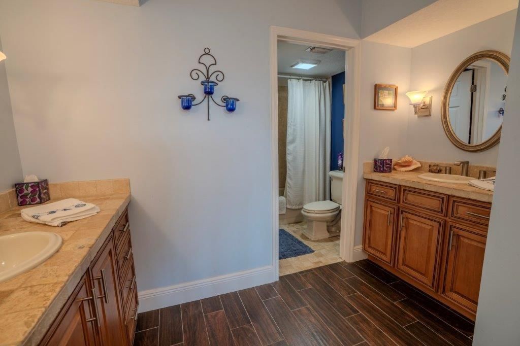 For Sale: $1,099,000 (3 beds, 3 baths, 1897 Square Feet)