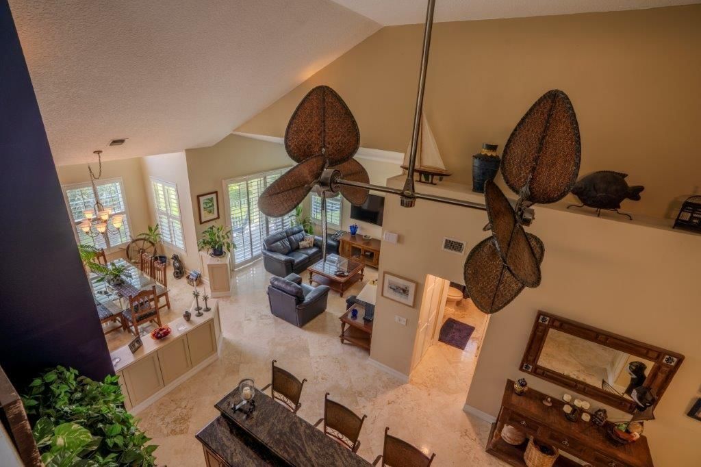 For Sale: $1,099,000 (3 beds, 3 baths, 1897 Square Feet)