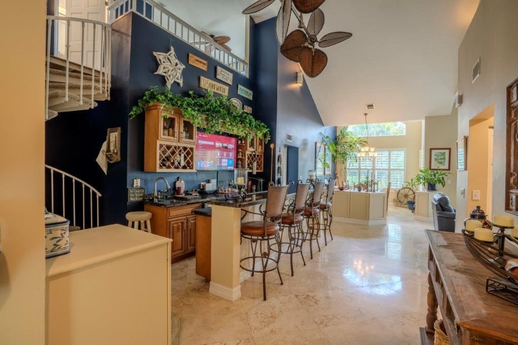 For Sale: $1,099,000 (3 beds, 3 baths, 1897 Square Feet)