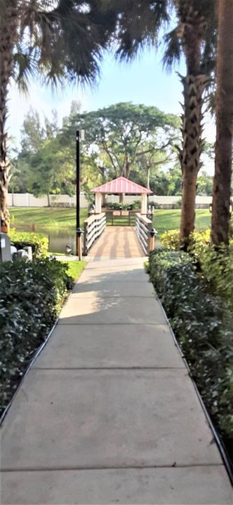 В аренду: $3,900 (3 спален, 2 ванн, 2064 Квадратных фут)