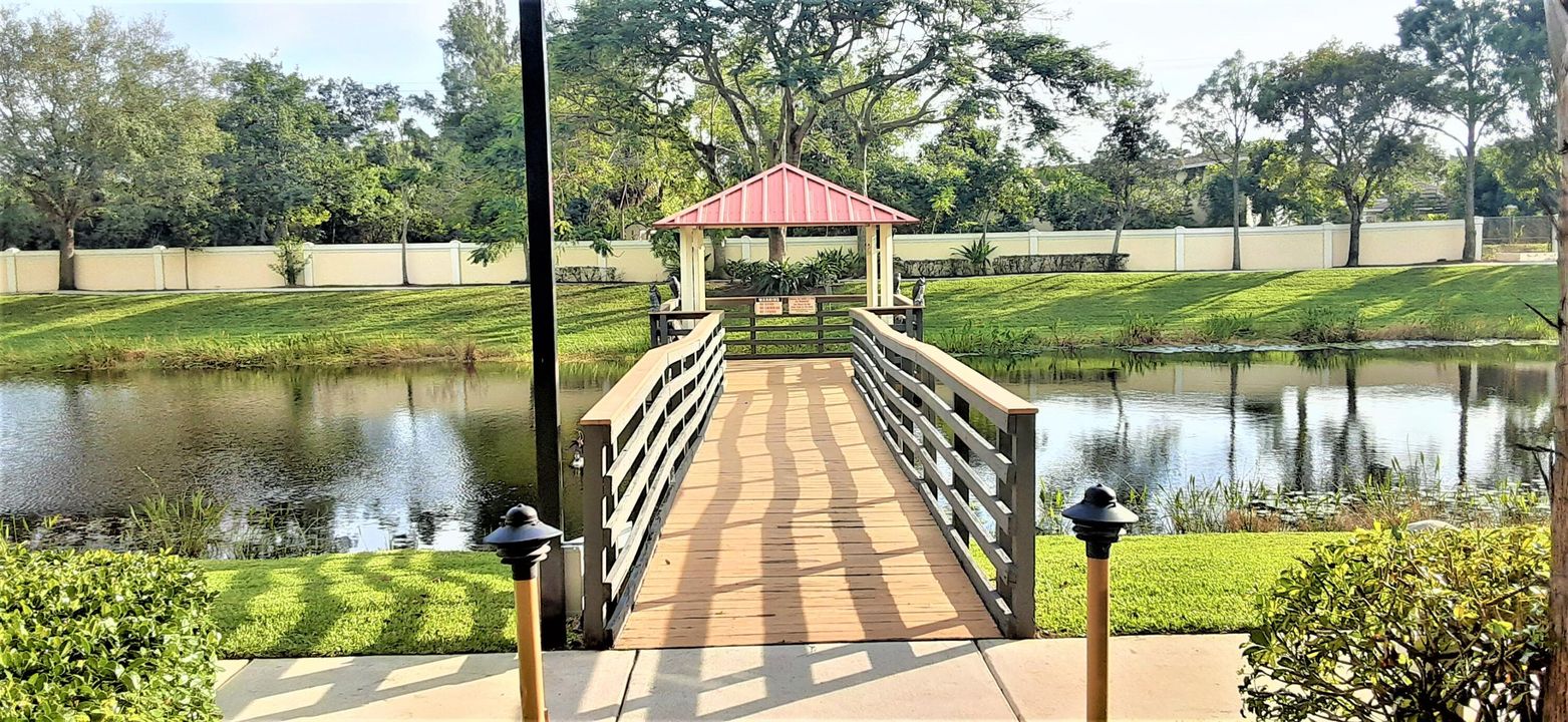 В аренду: $3,900 (3 спален, 2 ванн, 2064 Квадратных фут)