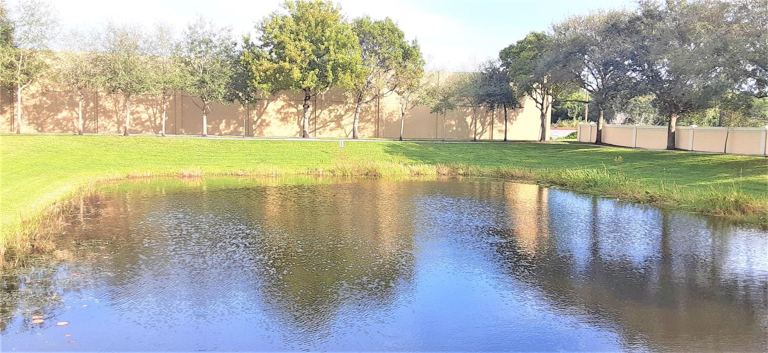 В аренду: $3,900 (3 спален, 2 ванн, 2064 Квадратных фут)