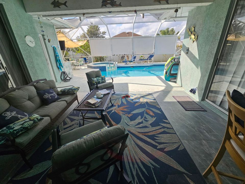 For Rent: $4,500 (3 beds, 2 baths, 2357 Square Feet)