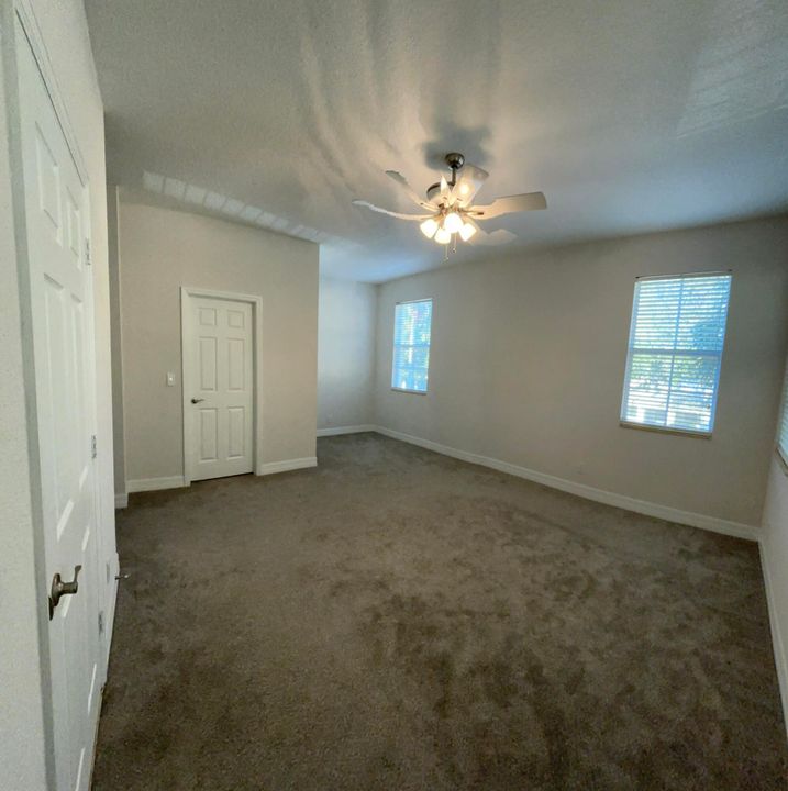 В аренду: $3,900 (3 спален, 2 ванн, 2064 Квадратных фут)