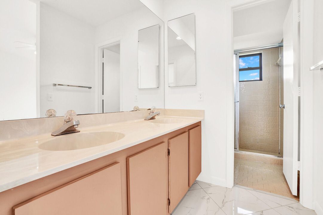 For Sale: $330,000 (3 beds, 2 baths, 1503 Square Feet)