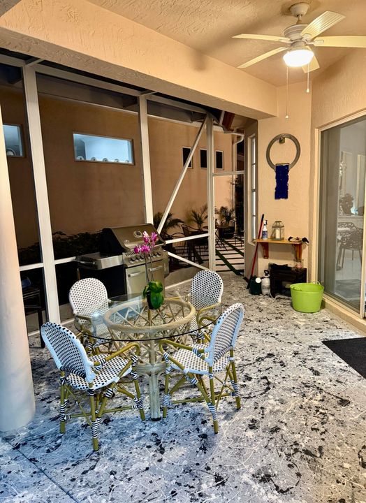 For Sale: $890,000 (3 beds, 3 baths, 2233 Square Feet)