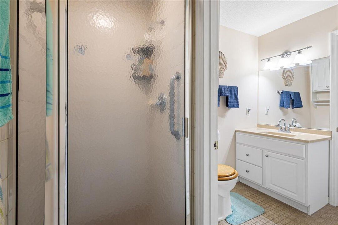 En Venta: $349,000 (2 camas, 1 baños, 1079 Pies cuadrados)