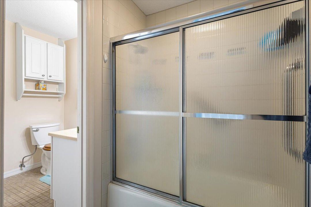 En Venta: $349,000 (2 camas, 1 baños, 1079 Pies cuadrados)