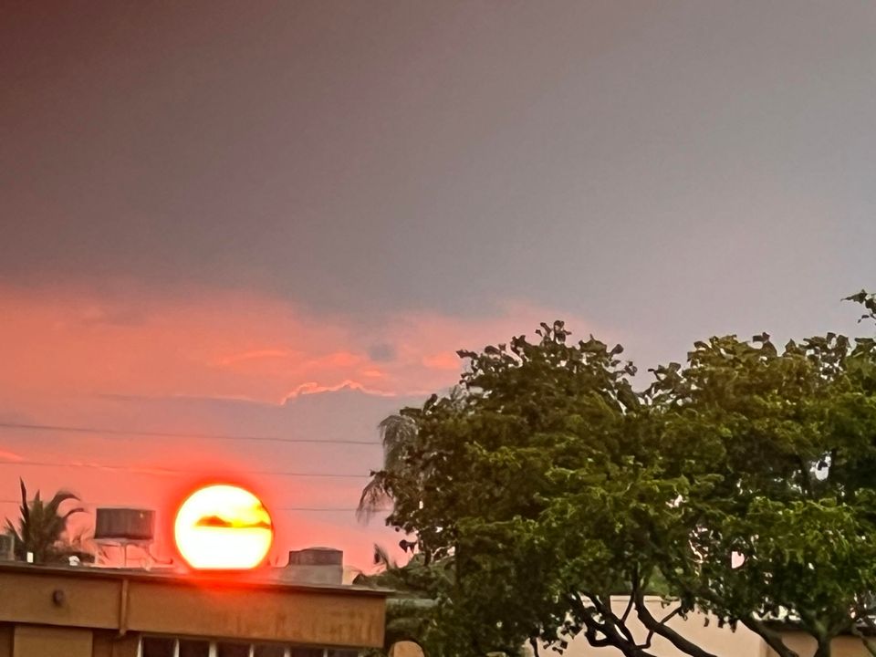 For Sale: $100,000 (2 beds, 2 baths, 920 Square Feet)