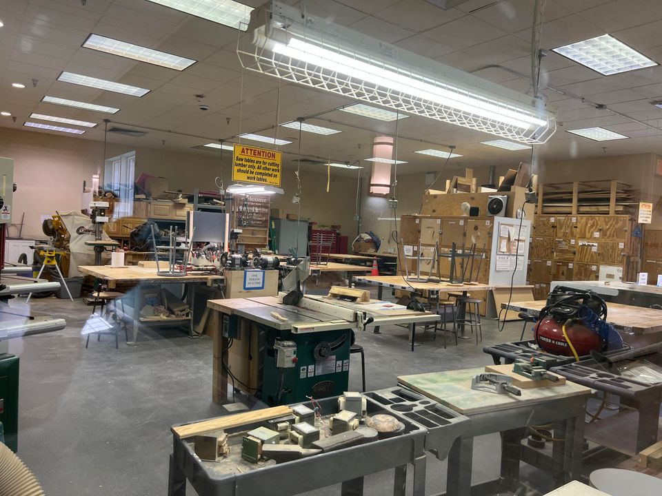 For Sale: $100,000 (2 beds, 2 baths, 920 Square Feet)